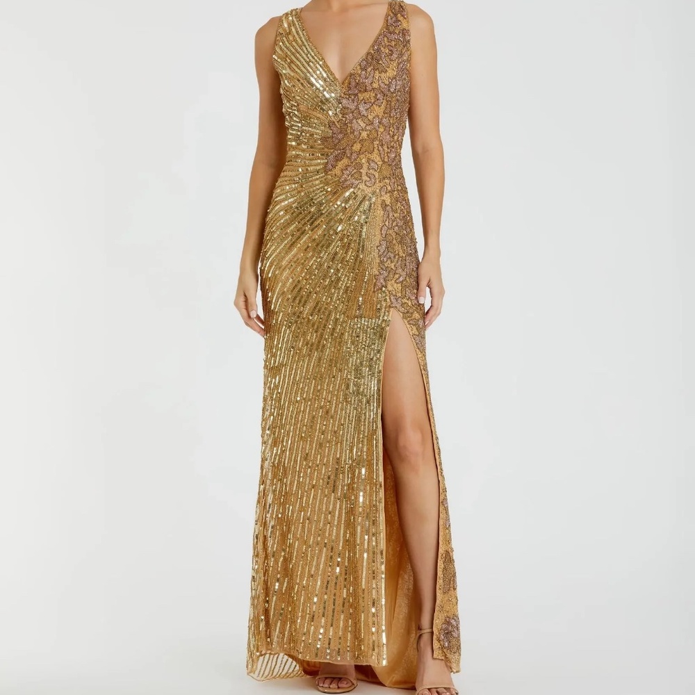 MAC DUGGAL Gold Beaded Floral Sleeveless Gown